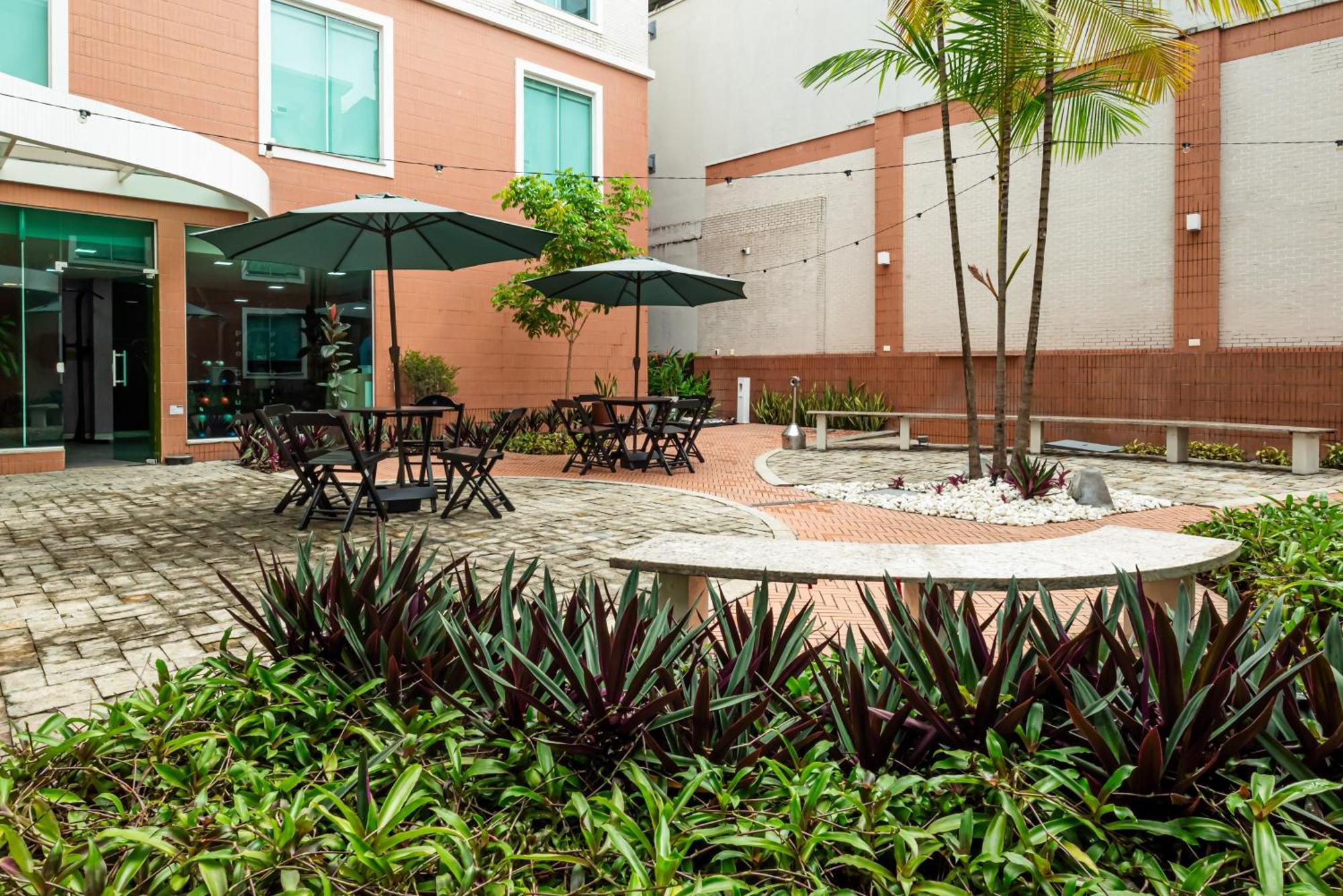 Отель Ibis Styles Манаус Экстерьер фото